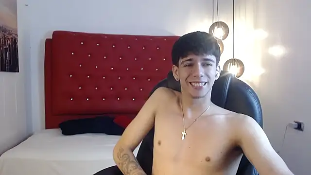 AmethystShadow17 online show from March 2026 08:47:01 PM