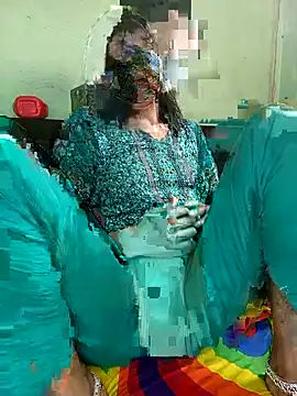 Snapshot of Night_Queen3 chatting on November 2025 08:35:01 AM Night Queen3 online show from November 2025 08:35:01 AM