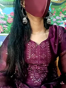 Snapshot of Night_Queen3 chatting on December 2025 07:07:01 PM Night Queen3 online show from December 2025 07:07:01 PM