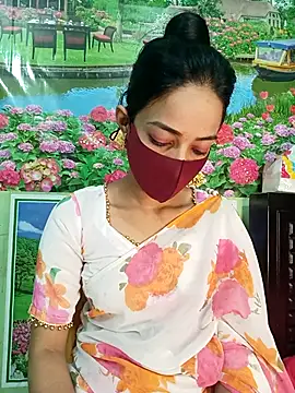 Snapshot of Night_Queen3 chatting on December 2025 05:19:02 PM Night Queen3 online show from December 2025 05:19:02 PM