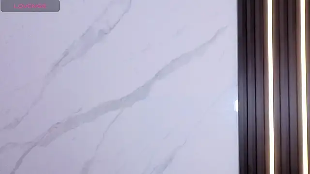 Snapshot of Alisson_brown1_ chatting on October 2025 08:20:01 PM Alisson brown1 online show from October 2025 08:20:01 PM