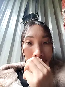 -Kem-01 online show from November 2025 12:43:01 AM