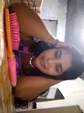 angie hott online show from December 2025 12:12:02 PM