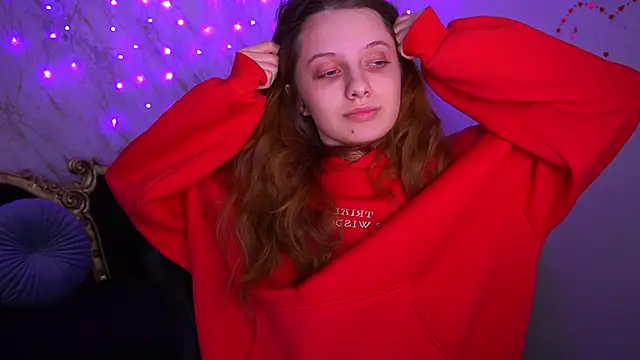 CuteeFoxy online show from March 2026 01:28:01 PM