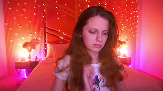 CuteeFoxy online show from July 2026 12:52:01 PM