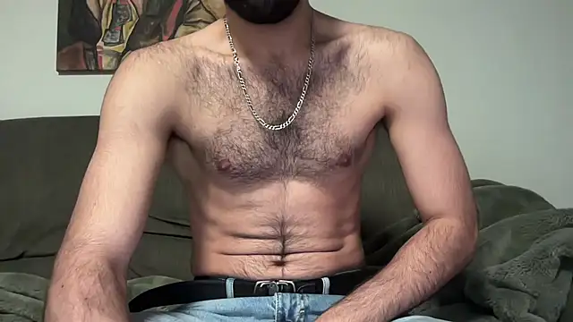 Snapshot of yournextguy chatting on November 2025 05:17:01 PM yournextguy online show from November 2025 05:17:01 PM