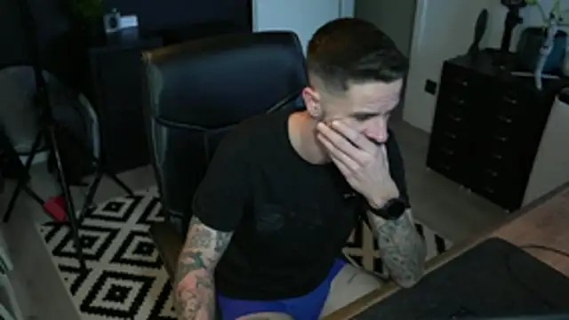 Snapshot of monsieurguitsxxx chatting on January 2026 11:23:02 AM monsieurguitsxxx online show from January 2026 11:23:02 AM