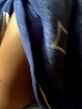 Snapshot of Techi0525 chatting on November 2025 12:19:02 PM Techi0525 online show from November 2025 12:19:02 PM