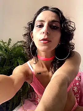 yvessblue online show from November 2025 12:05:01 PM