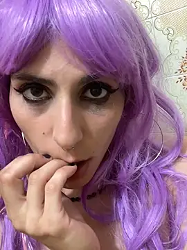 yvessblue online show from November 2025 02:57:02 AM