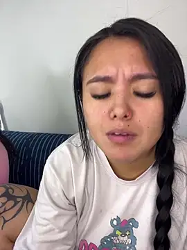 Snapshot of Mellani_luod chatting on June 2026 03:30:02 AM Mellani luod online show from June 2026 03:30:02 AM