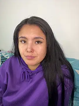 Snapshot of Mellani_luod chatting on June 2026 03:28:01 AM Mellani luod online show from June 2026 03:28:01 AM