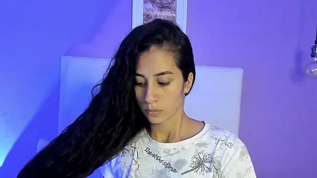 Snapshot of fernanda317 chatting on July 2026 05:30:02 PM fernanda317 online show from July 2026 05:30:02 PM