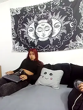 Snapshot of abby_n_emily chatting on November 2025 12:17:01 PM abby n emily online show from November 2025 12:17:01 PM