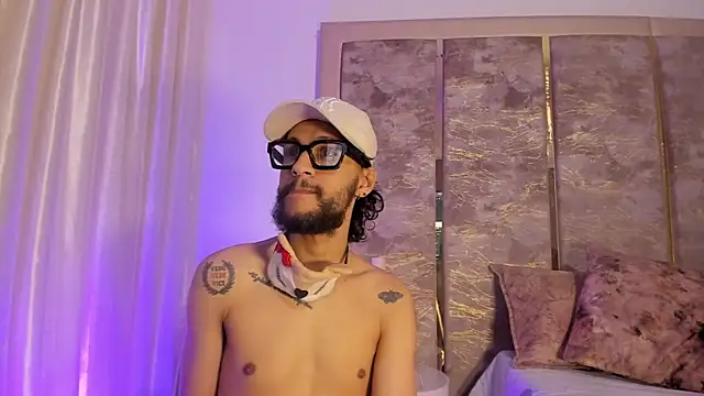 Liam Samderz online show from October 2025 11:45:02 AM