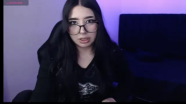 Snapshot of VamppyJane chatting on December 2025 01:00:01 AM VamppyJane online show from December 2025 01:00:01 AM