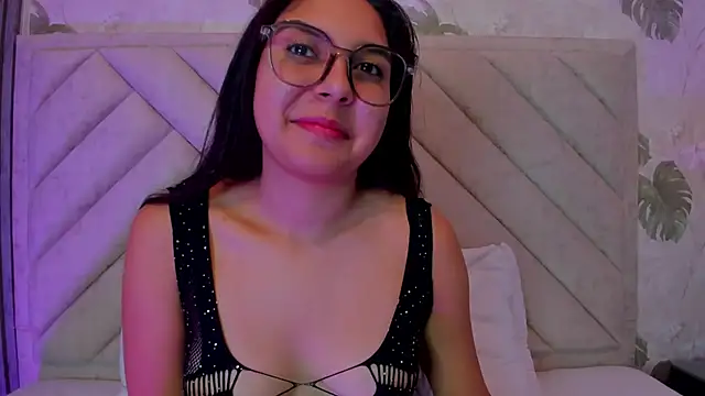 Lexy-Sweet1 online show from November 2025 04:13:02 AM