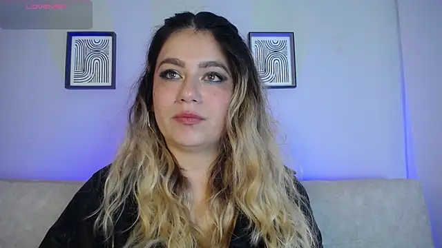 Sweet Bella Valery online show from March 2026 11:20:01 PM