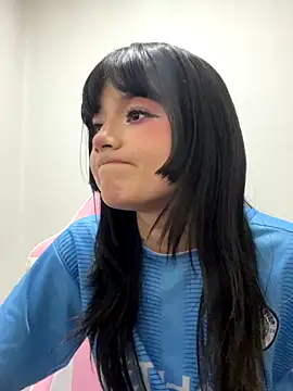 Snapshot of AnaisXoXo chatting on November 2025 08:42:01 PM AnaisXoXo online show from November 2025 08:42:01 PM