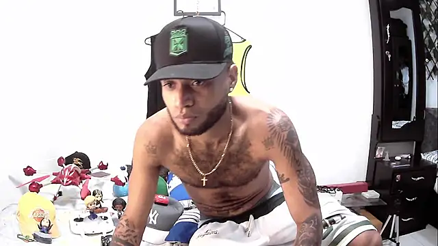 AXionX online show from November 2025 10:48:02 AM