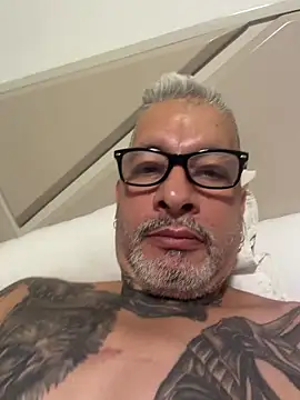 Snapshot of roygomez chatting on November 2025 08:32:01 PM roygomez online show from November 2025 08:32:01 PM