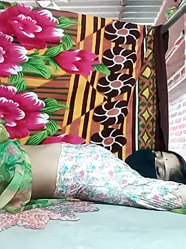 Snapshot of Rajni_chauhan chatting on November 2025 09:53:01 AM Rajni chauhan online show from November 2025 09:53:01 AM