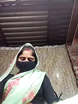 Snapshot of Rajni_chauhan chatting on November 2025 05:22:01 PM Rajni chauhan online show from November 2025 05:22:01 PM