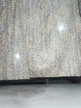 Snapshot of Rajni_chauhan chatting on November 2025 05:13:02 PM Rajni chauhan online show from November 2025 05:13:02 PM