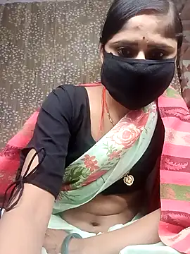 Snapshot of Rajni_chauhan chatting on November 2025 04:20:02 PM Rajni chauhan online show from November 2025 04:20:02 PM