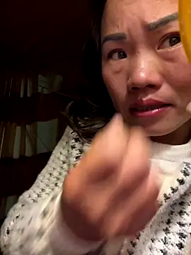 Saomai25 online show from December 2025 09:42:02 PM