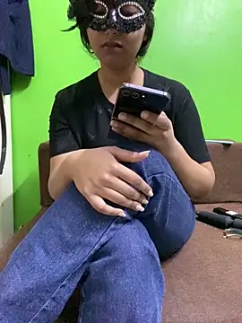 Snapshot of darkdoll007 chatting on March 2026 09:05:01 AM darkdoll007 online show from March 2026 09:05:01 AM