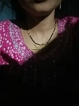 Snapshot of diksha--s chatting on May 2026 06:09:01 PM diksha--s online show from May 2026 06:09:01 PM
