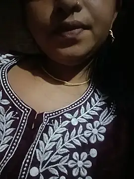 Snapshot of diksha--s chatting on June 2026 06:52:02 AM diksha--s online show from June 2026 06:52:02 AM