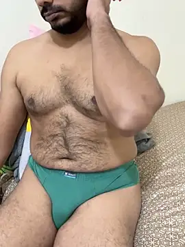 Handsome8677 online show from November 2025 10:15:01 AM