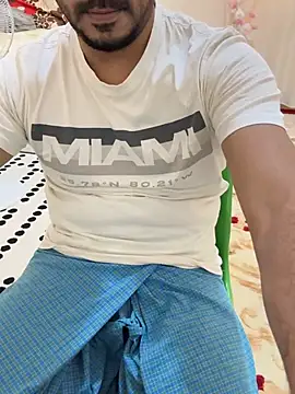 Handsome8677 online show from March 2026 09:37:01 AM