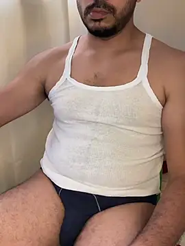 Handsome8677 online show from April 2026 08:08:01 AM