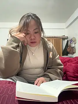 panda-bae online show from November 2025 02:09:02 PM