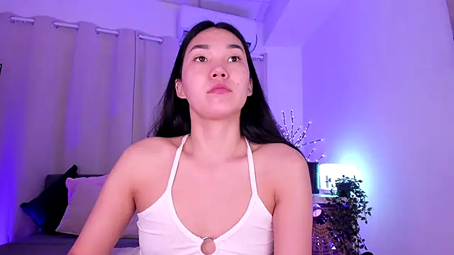 Divine Madeleine online show from June 2026 06:08:02 AM