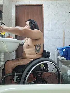 Snapshot of Rueditasss chatting on February 2026 02:43:01 PM Rueditasss online show from February 2026 02:43:01 PM