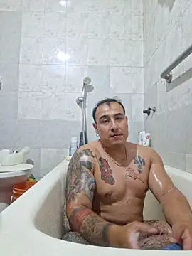 Snapshot of Rueditasss chatting on February 2026 03:01:01 AM Rueditasss online show from February 2026 03:01:01 AM