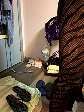 sissy diorcd online show from November 2025 06:17:02 AM