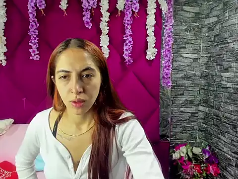 Snapshot of MariamGray1 chatting on November 2025 04:51:02 PM MariamGray1 online show from November 2025 04:51:02 PM