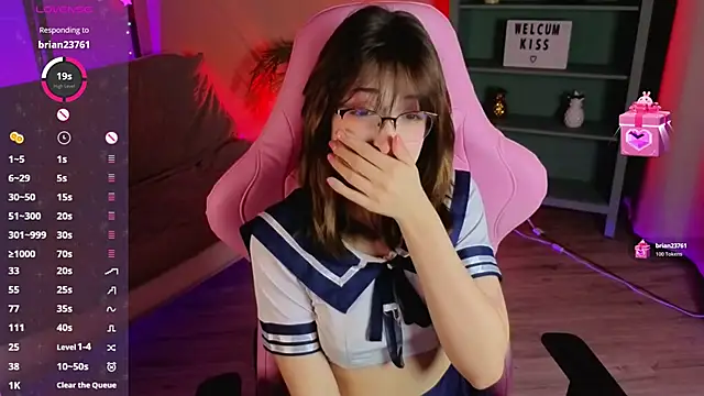 Snapshot of Soffi_Toffi chatting on November 2025 10:26:02 AM Soffi Toffi online show from November 2025 10:26:02 AM