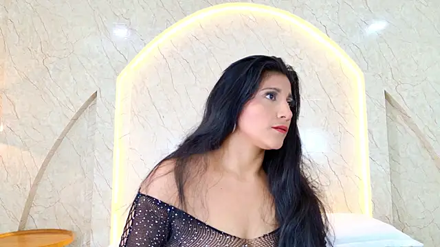 Snapshot of Antonella_Russo1 chatting on May 2026 01:38:02 PM Antonella Russo1 online show from May 2026 01:38:02 PM