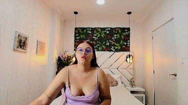 Snapshot of scarlett_montoya chatting on November 2025 11:51:02 AM scarlett montoya online show from November 2025 11:51:02 AM