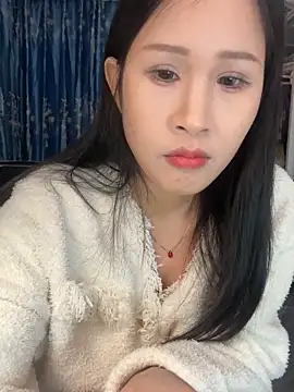 Snapshot of littlesluttycat chatting on November 2025 04:40:01 PM littlesluttycat online show from November 2025 04:40:01 PM