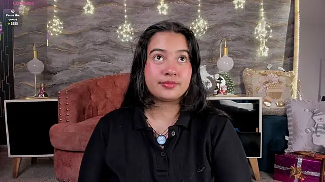 lilithst  online show from November 2025 08:45:01 PM