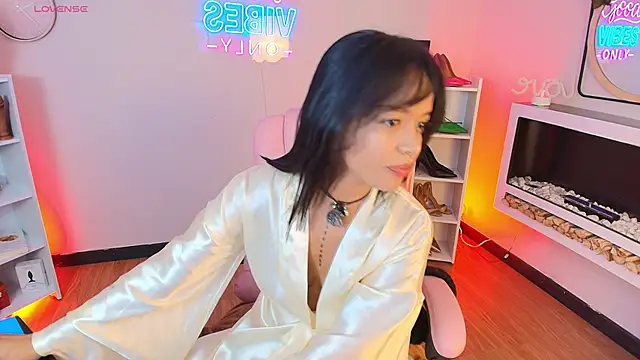 Miss koko  online show from November 2025 07:46:02 PM