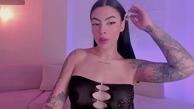 ChristineFord  online show from October 2025 12:50:01 PM