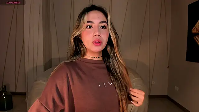 AnnieMonroe1 online show from November 2025 11:54:01 AM